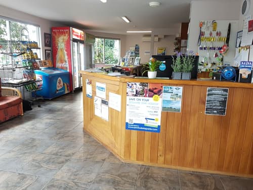 Bay of Islands Holiday Park, Reception