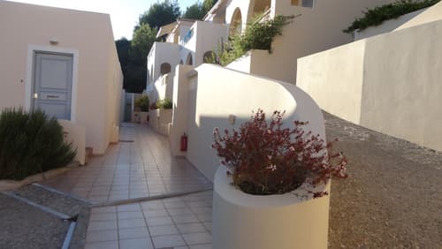 Alonissos Beach Bungalows & Suites Hotel