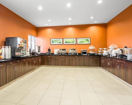 Sleep Inn & Suites Page at Lake Powell, Breakfast area