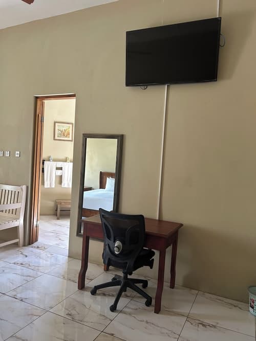 Waters Edge Guest House