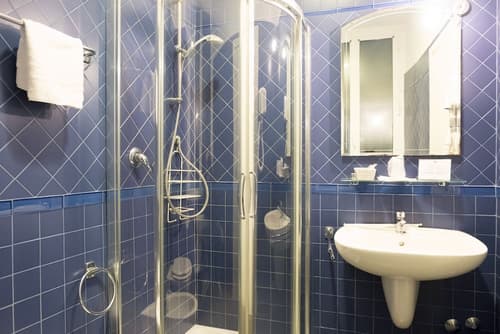 Monteverdi Resort, Bathroom