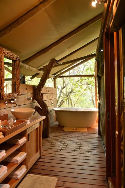 Summerfields Rose Retreat & Spa, Bathroom