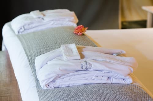 Summerfields Rose Retreat & Spa, Room