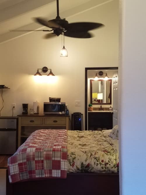 Volcano Acres Ranch B&B