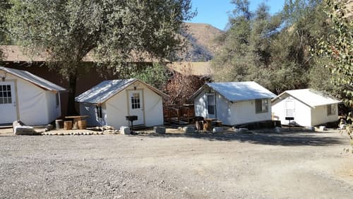 Indian Flat RV Park - Tent Cabins & Cottages, Room