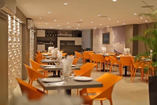 Ramada Panama Centro Via Argentina, Restaurant