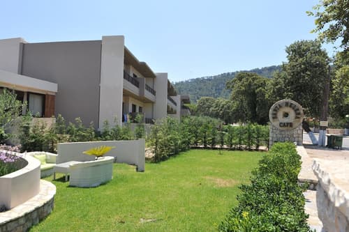 Santa Helena Hotel Ialysos, Front of property