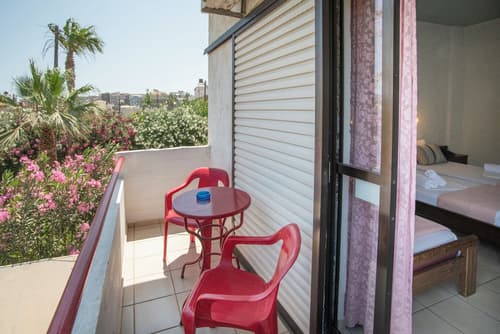 Violetta Hotel