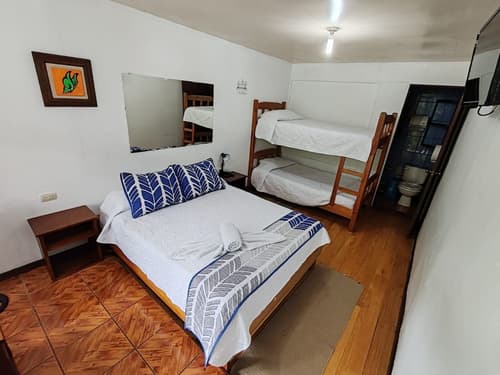 Cabinas El Pueblo - Hostel, Room