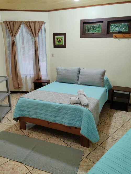 Cabinas El Pueblo - Hostel, Room