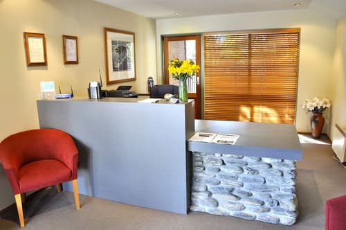 Punga Grove, Reception