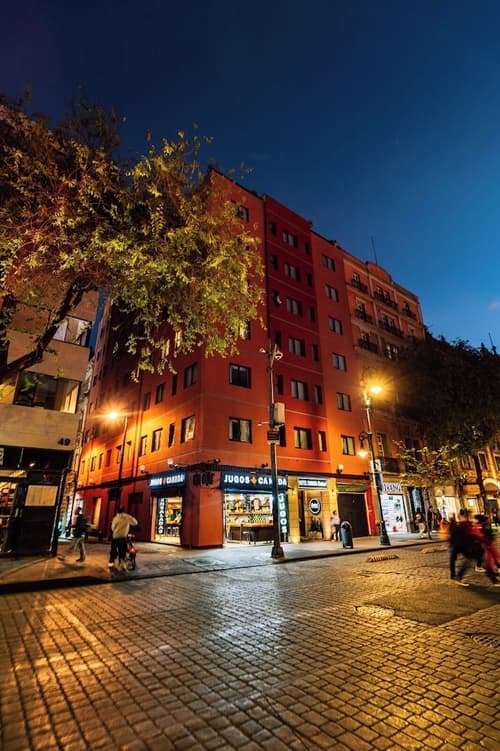 Canada Central & Rooftop, Front of property