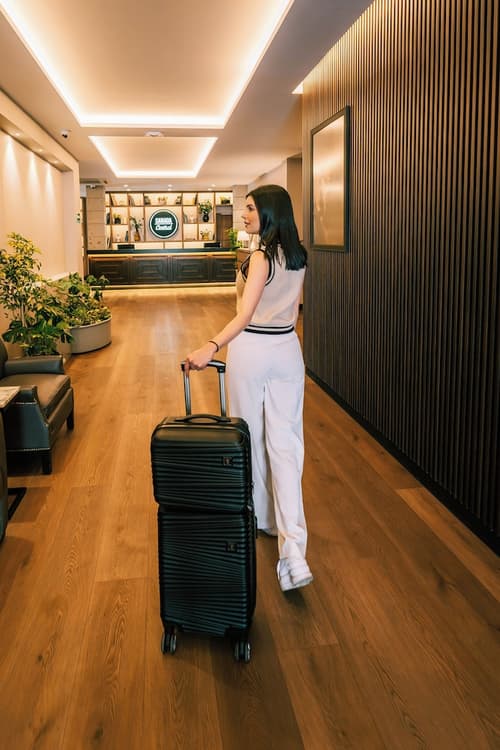 Canada Central & Rooftop, Reception