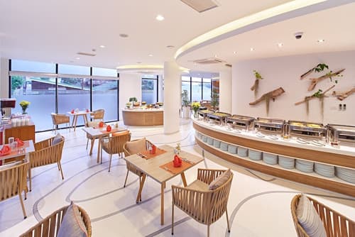 Bandara Beach Resort, Phuket, Breakfast area