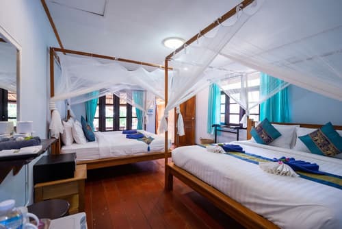 Lipe Beach Resort