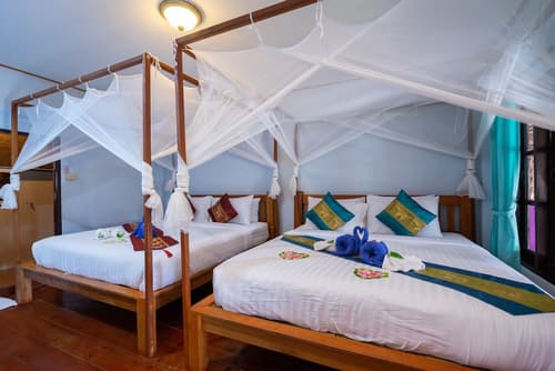 Lipe Beach Resort, Room