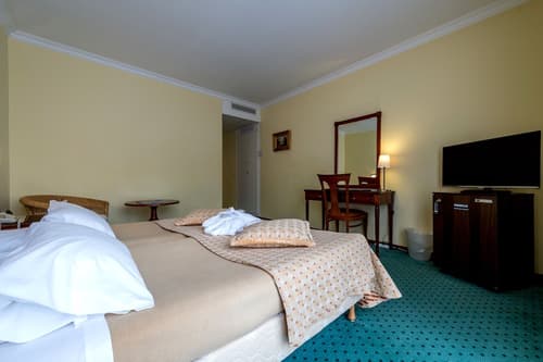 Hotel Churchill, Room