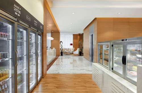 Hyatt Place Dubai Baniyas Square, Lobby