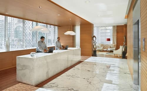 Hyatt Place Dubai Baniyas Square, Lobby