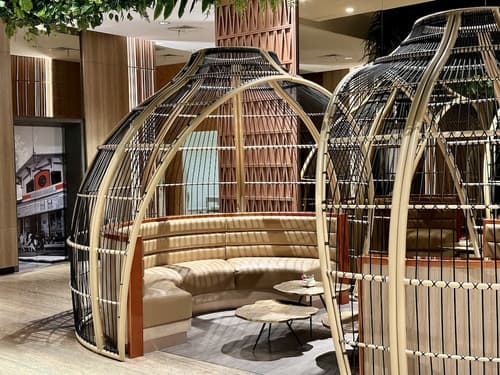 HARRIS Hotel & Conventions Gubeng Surabaya, Lobby sitting area