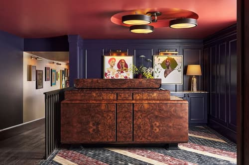 Fidelity Hotel, Reception