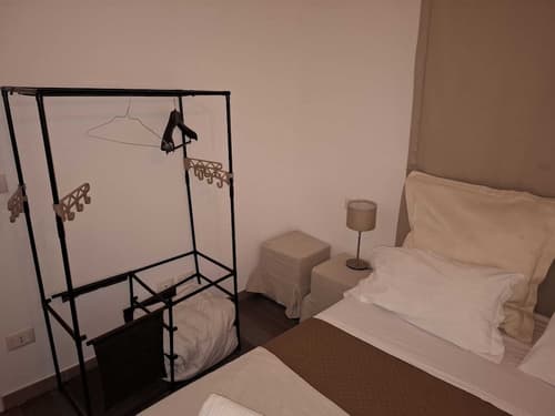 Airport bari deluxe, Room