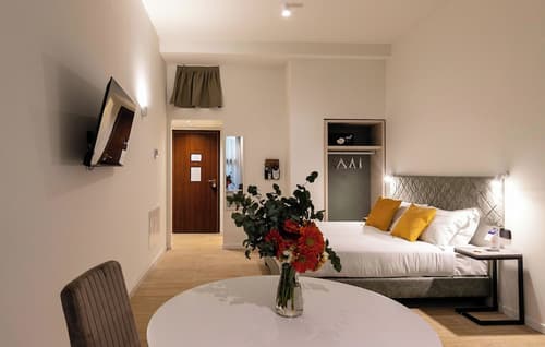 Aiello Hotels - CityLife Apartments, Room