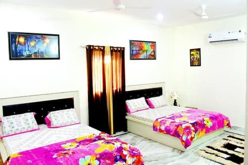 Taj Castle Homestay