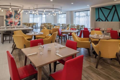 Hilton Garden Inn Tacoma Downtown