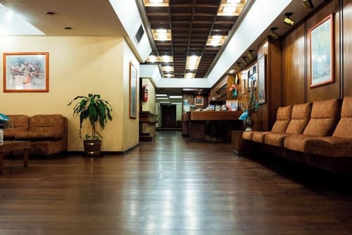 Hotel del Jardín, Reception