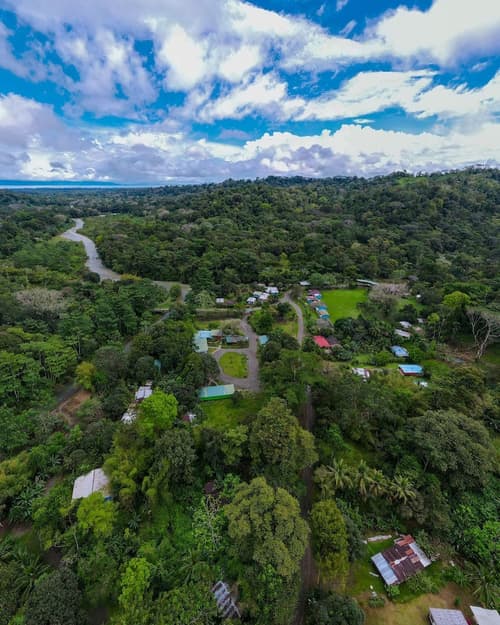Ventanas en Corcovado, Exterior