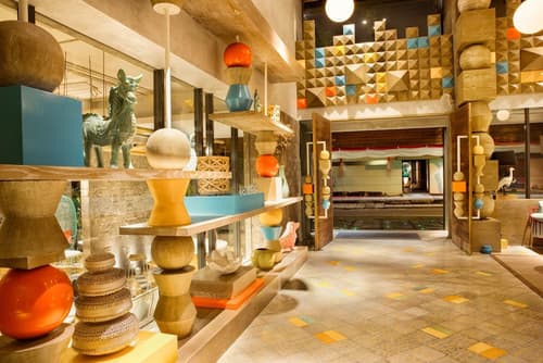 Tijili Hotel Seminyak, Reception