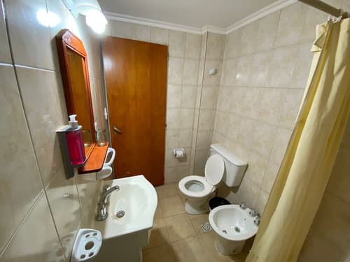 Kalenshen Calafate, Bathroom