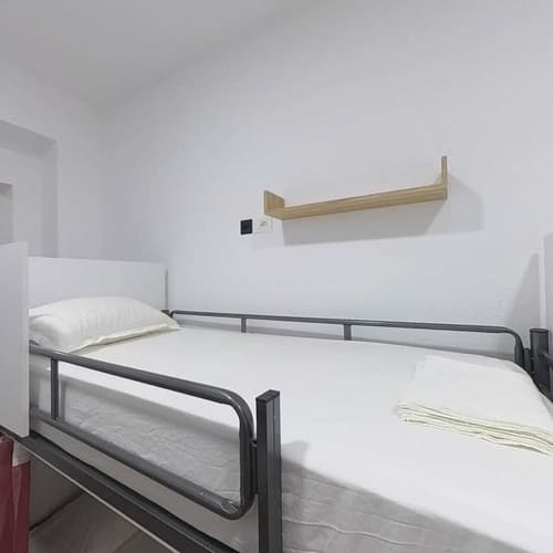 Mateo Rooms and Hostel, Room