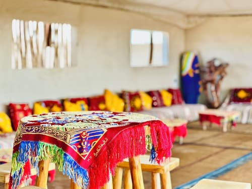 Yes We Camps Luxury lodge & spa, Restaurant