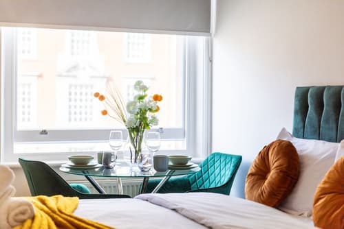 Kensington High Street Suites