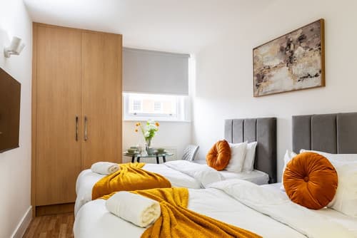 Kensington High Street Suites