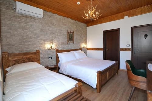 City Street Hotel, Room