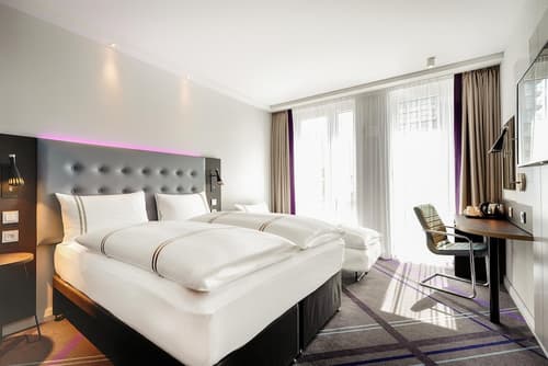 Premier Inn Berlin Alexanderplatz, Room