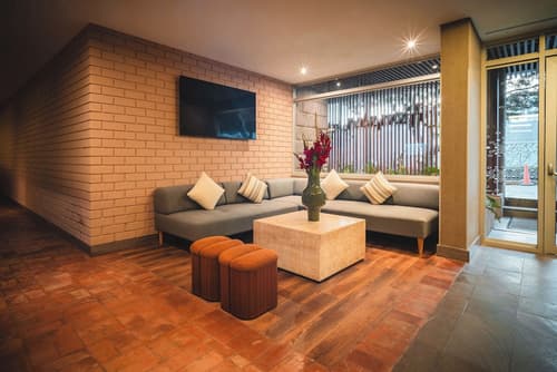 Hampton By Hilton Cusco, Lobby sitting area