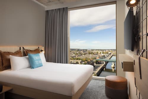 Moxy Dublin Docklands