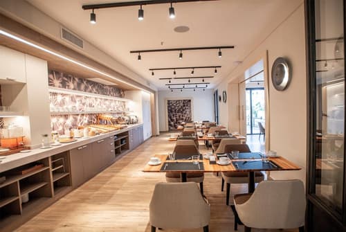 Dazzler By Wyndham Salta, Breakfast area