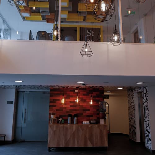 The Place Hotel, Lobby