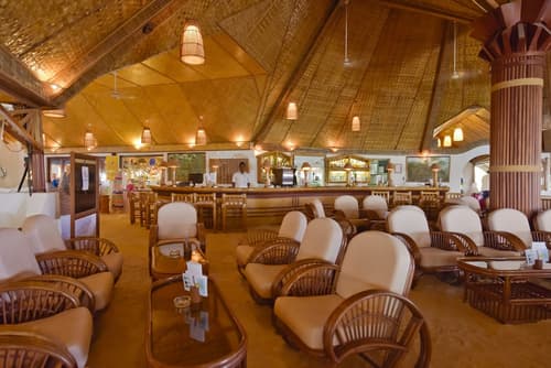 Thulhagiri Island Resort, Restaurant