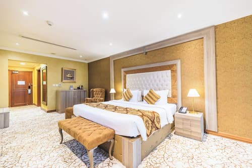 Sapphire Plaza Hotel