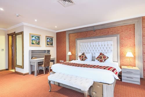 Sapphire Plaza Hotel, Room