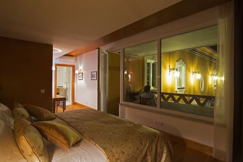 Cabeças do Reguengo, Room