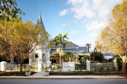 The Robertson Small Hotel, Primary image