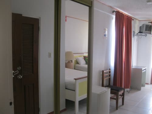 Mr. Clean Bed and Breakfast, Room