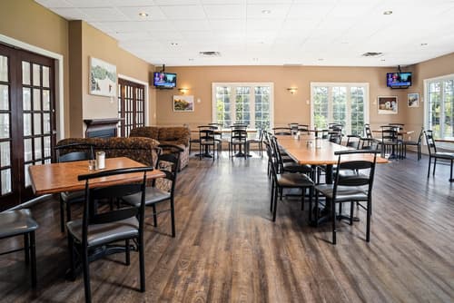 Hotel Marineau Mattawin, Restaurant